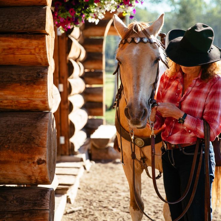Luxury Horseback Riding Holidays in BC, Canada Siwash Lake Ranch